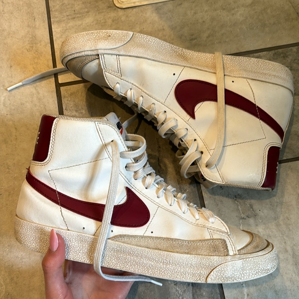 Nike Blazer Mid ‘77 (Garnet & White) *Worn